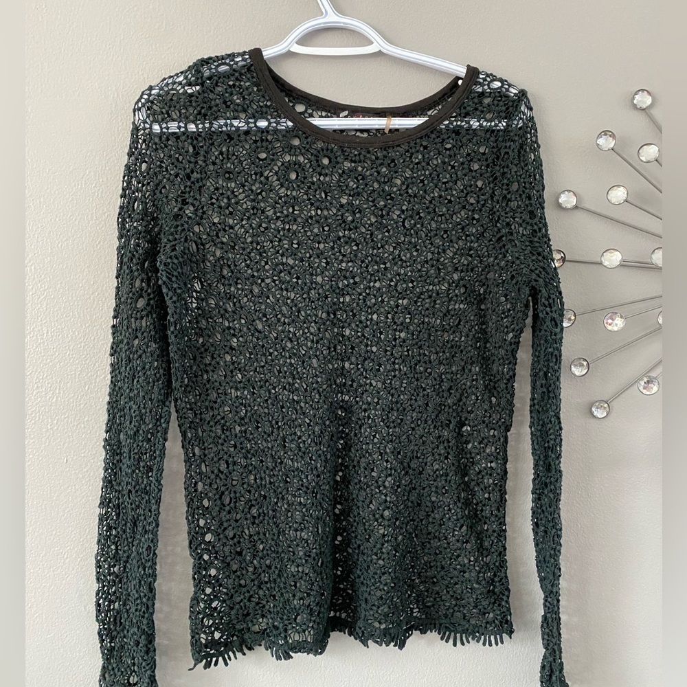 Cyprus | womens flowered top. Small